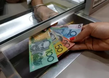 Australia’s Bond Demand Hits Record Low Amid Debt Surge